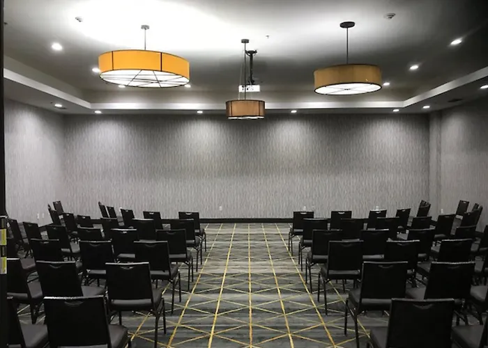 Holiday Inn & Suites Mckinney - N Allen By Ihg