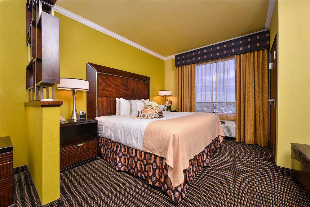 & - N Allen By Ihg