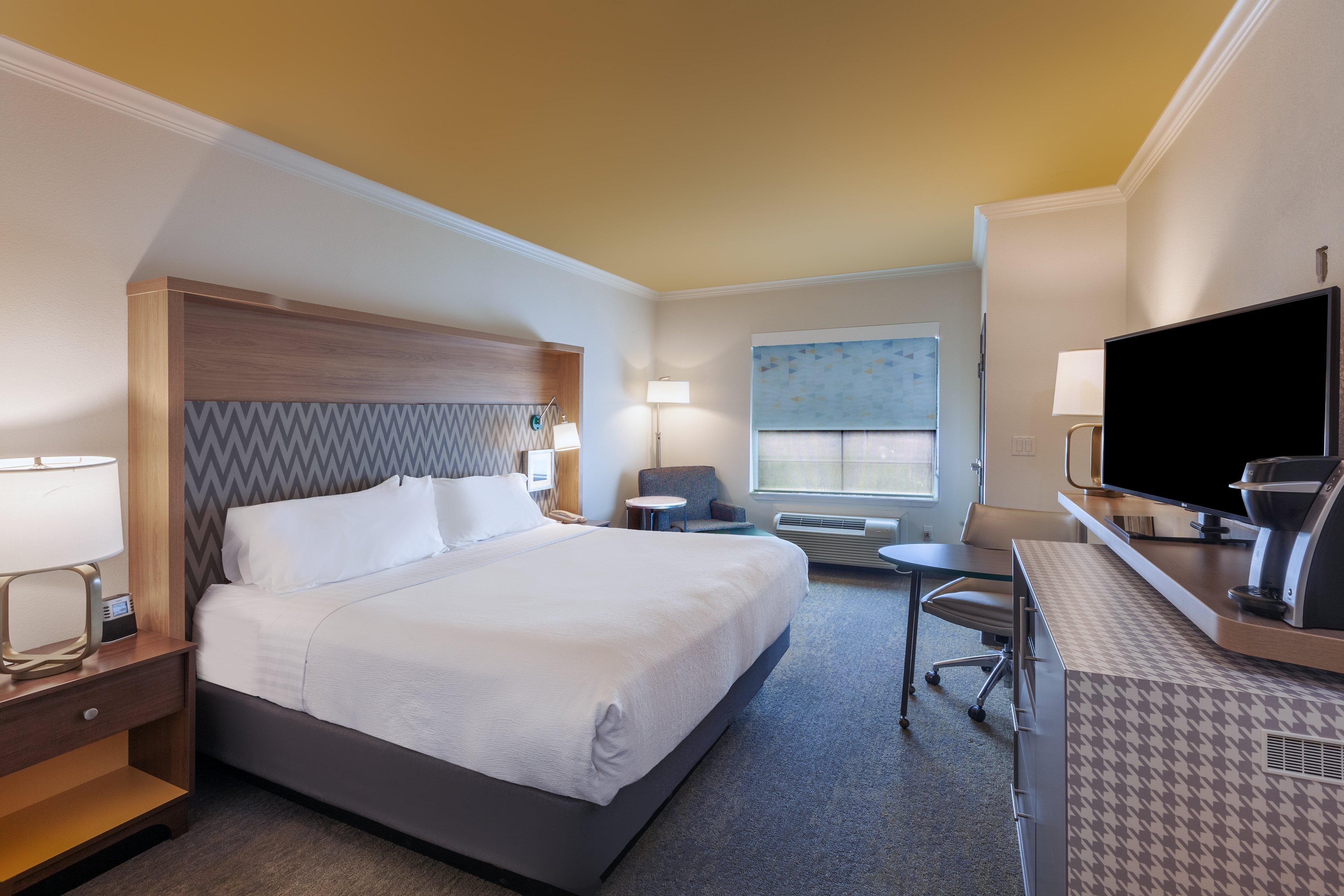 & - N Allen By Ihg 3* McKinney