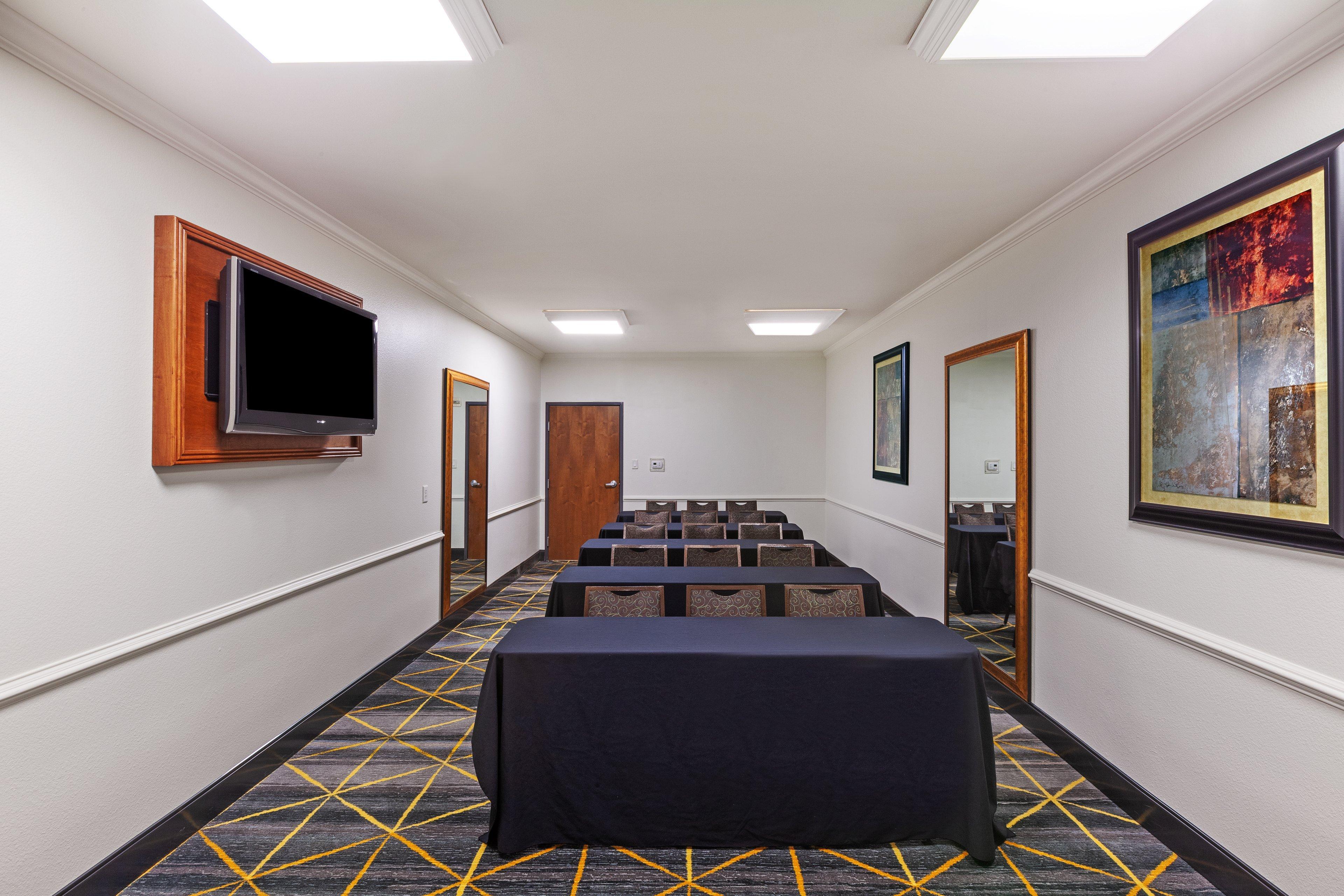 Hotel & - N Allen By Ihg McKinney