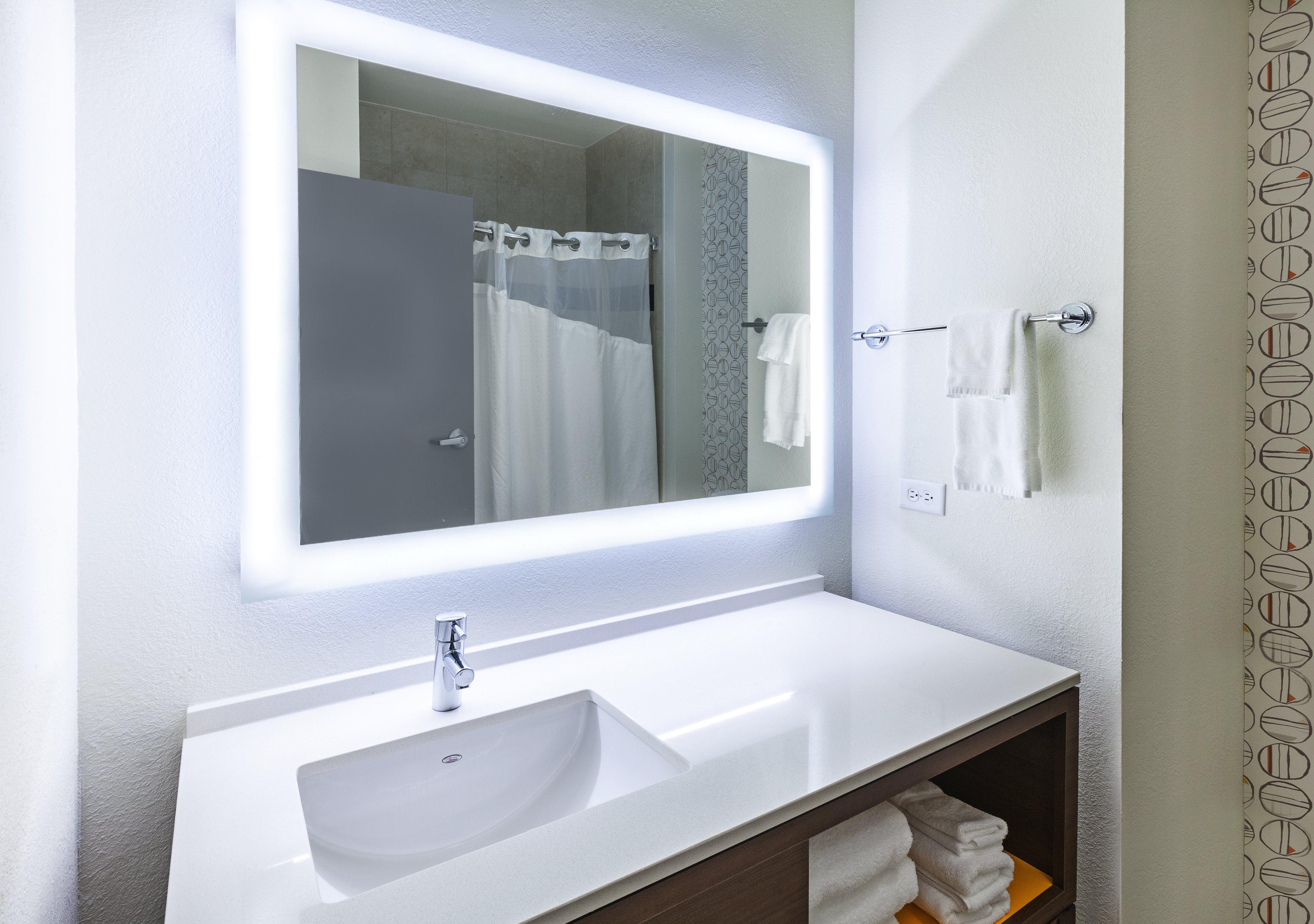 Hotel & - N Allen By Ihg McKinney