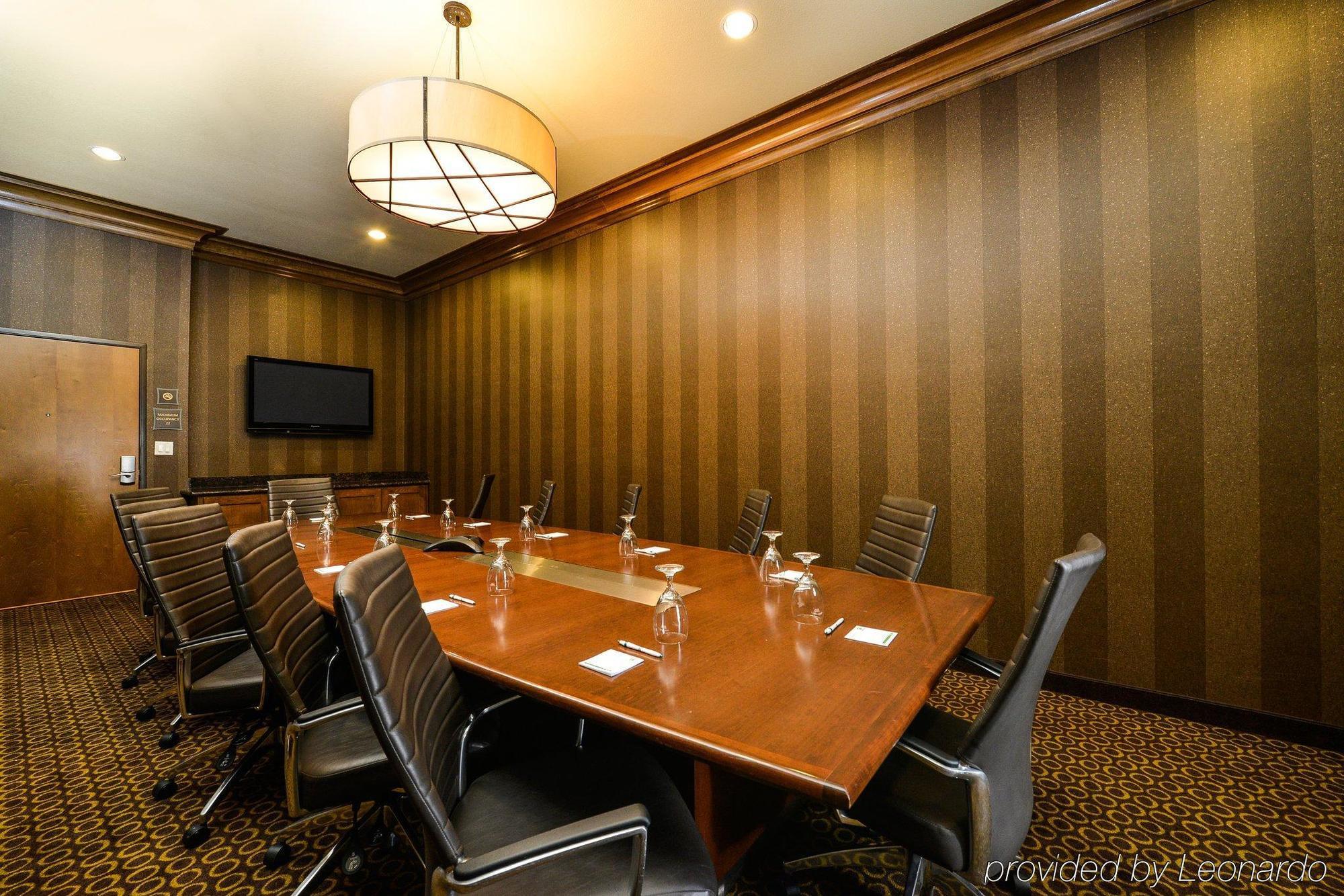 & - N Allen By Ihg Hotel