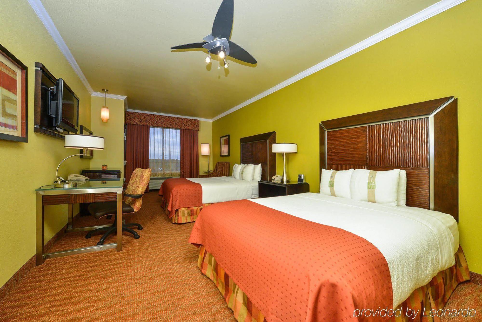& - N Allen By Ihg Hotel
